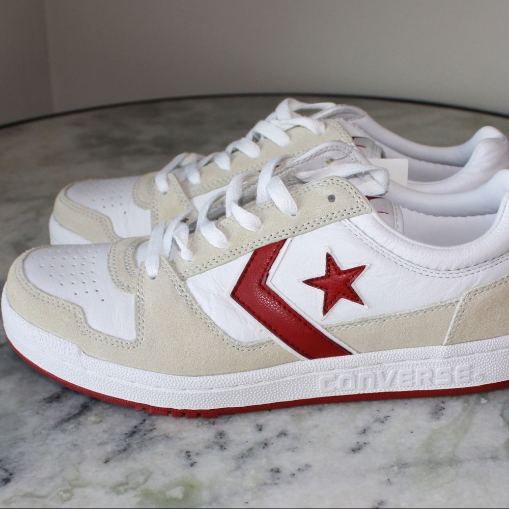 Converse Sneakers - Point Man Ox sz 9 NWT - Picture 3 of 7